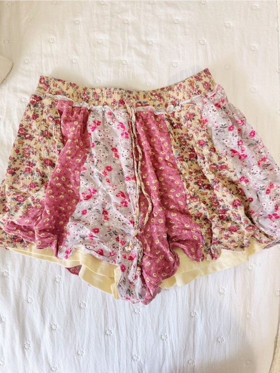 Gigio Pants - Floral Patchwork Pink & Cream Women's Skort